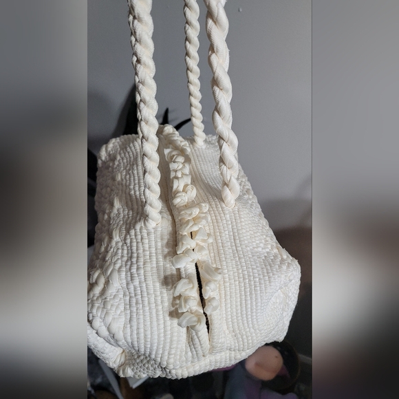 Vintage Off White Woven Handbag Purse - Picture 3 of 5